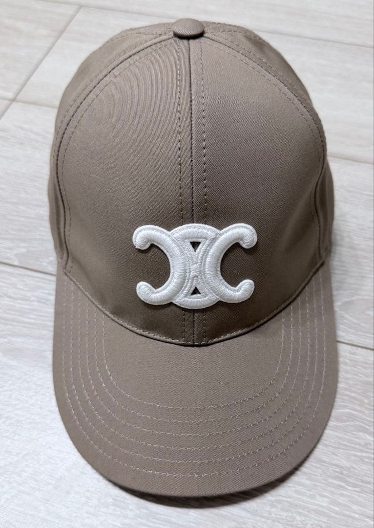 【極美品】CELINE トリオンフ ベースボールキャップ グレージュ