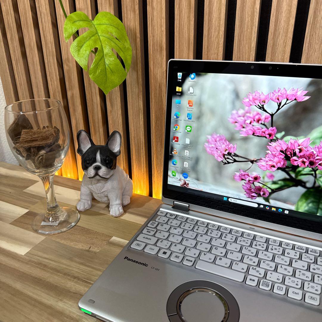 希少タッチパネル式‼️Let's note QV1☘LTE☘2in1ノートパソコン