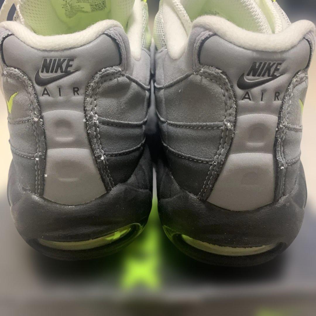 晴天時短時間2回着用　NIKE エアマックス　95 黒　イエローグラデ　25cm