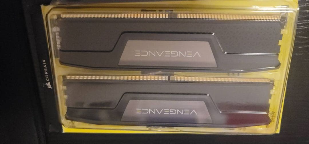 メモリー CORSAIR VENGEANCE DDR5 16GB INTEL/AMD