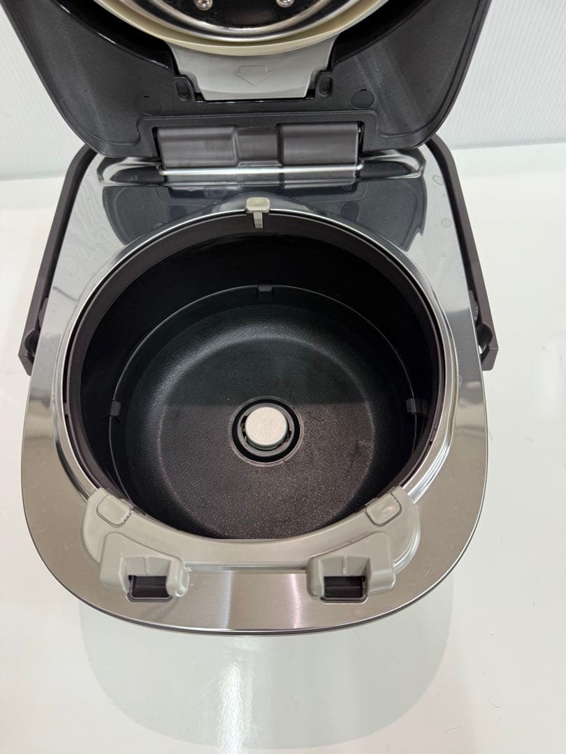 Panasonic 可変圧力IHジャー炊飯器 SR-MPA101 2022年製