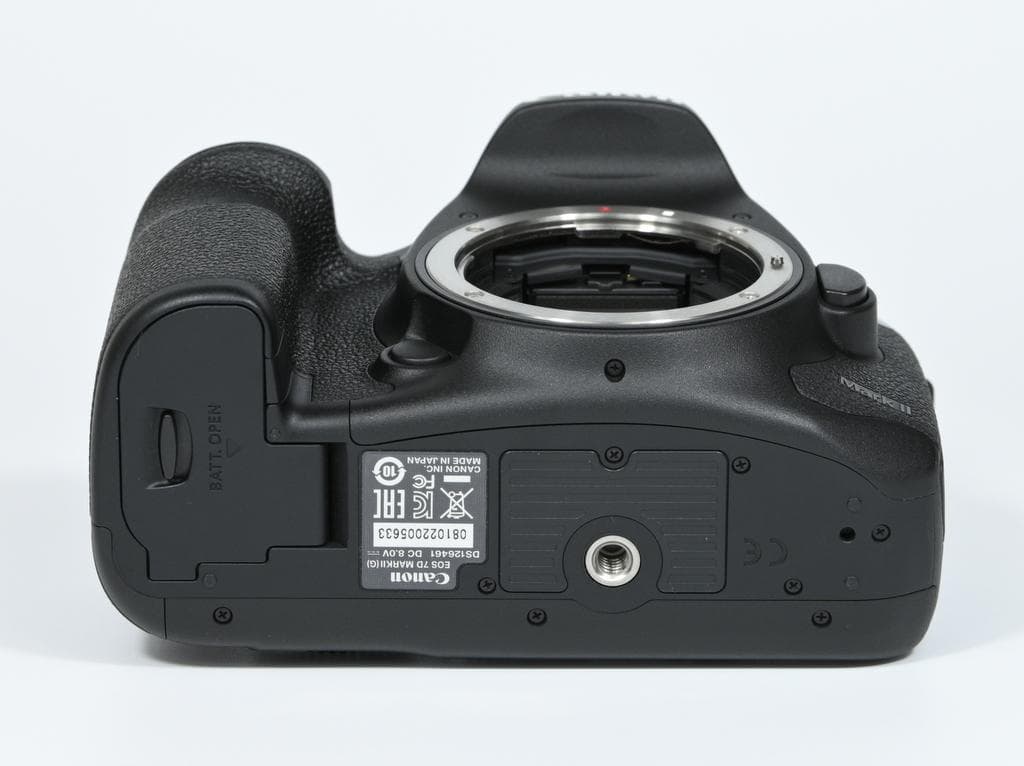 【超美品】Canon EOS 7D Mark II ボディ《ショット数2697》