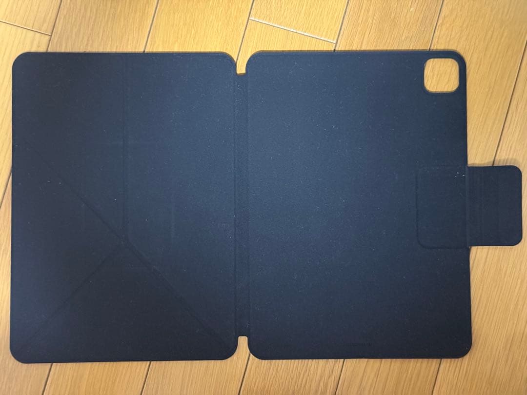 PITAKA MagEZ Folio 2 ＆ Pita Flow charger