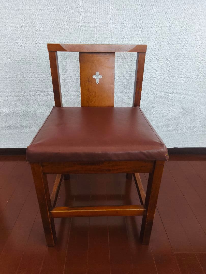 あ*る様 Oliverアンティークチェア　oliver human ations