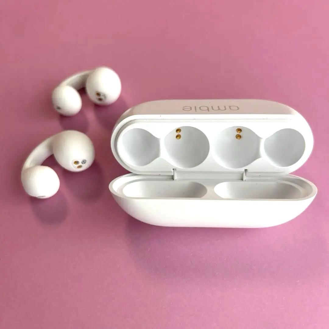 ambie ワイヤレスイヤホン ホワイト　超美品です