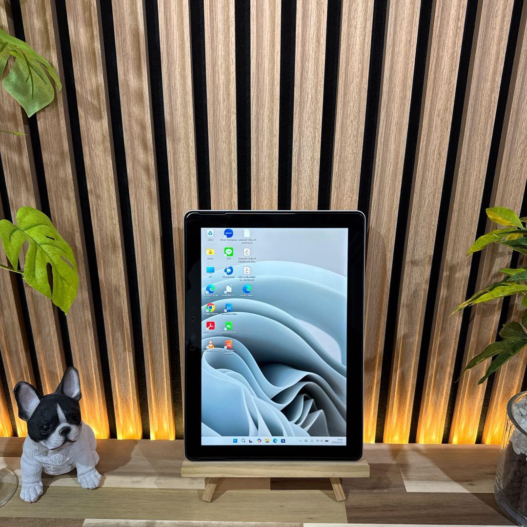 美品 2in1‼️Surface Go☘プラチナ☘タッチパネル式☘ノートパソコン