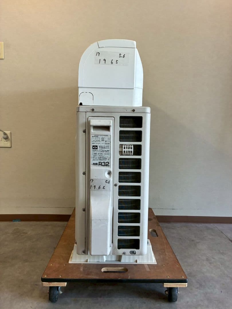 1965 シャープ【AY-G56D2-W】2017年 18畳 エアコン 中古