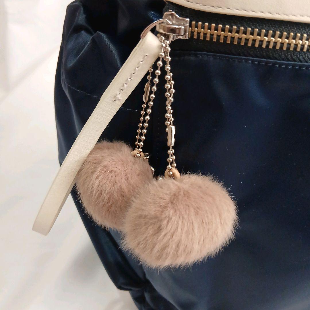 美品　カナナプロジェクト　大容量　リュック　17L　590g　ネイビー　A4