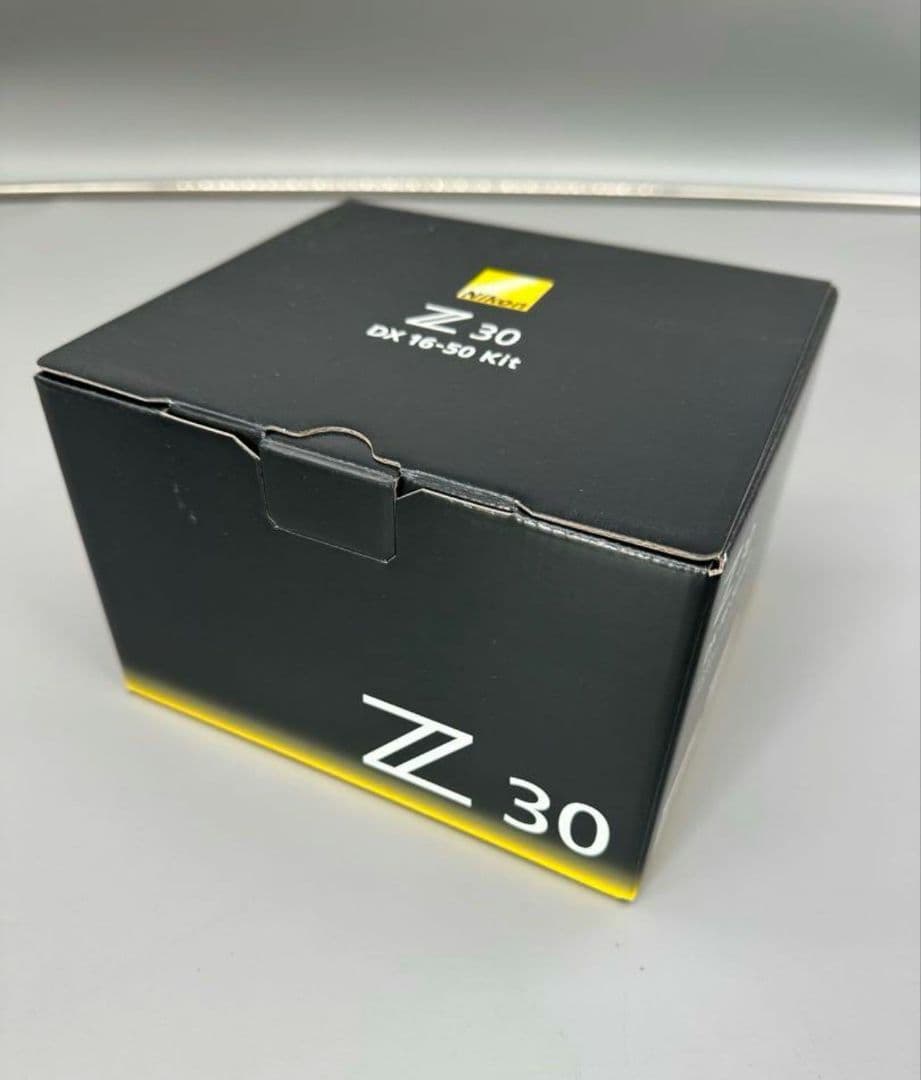 遊戯王バンダイ版　専門者　Nikon Z 30 DX 18-50 Kit