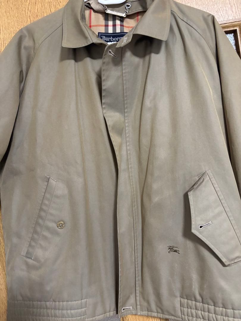 Burberry ベージュ ジャンパー