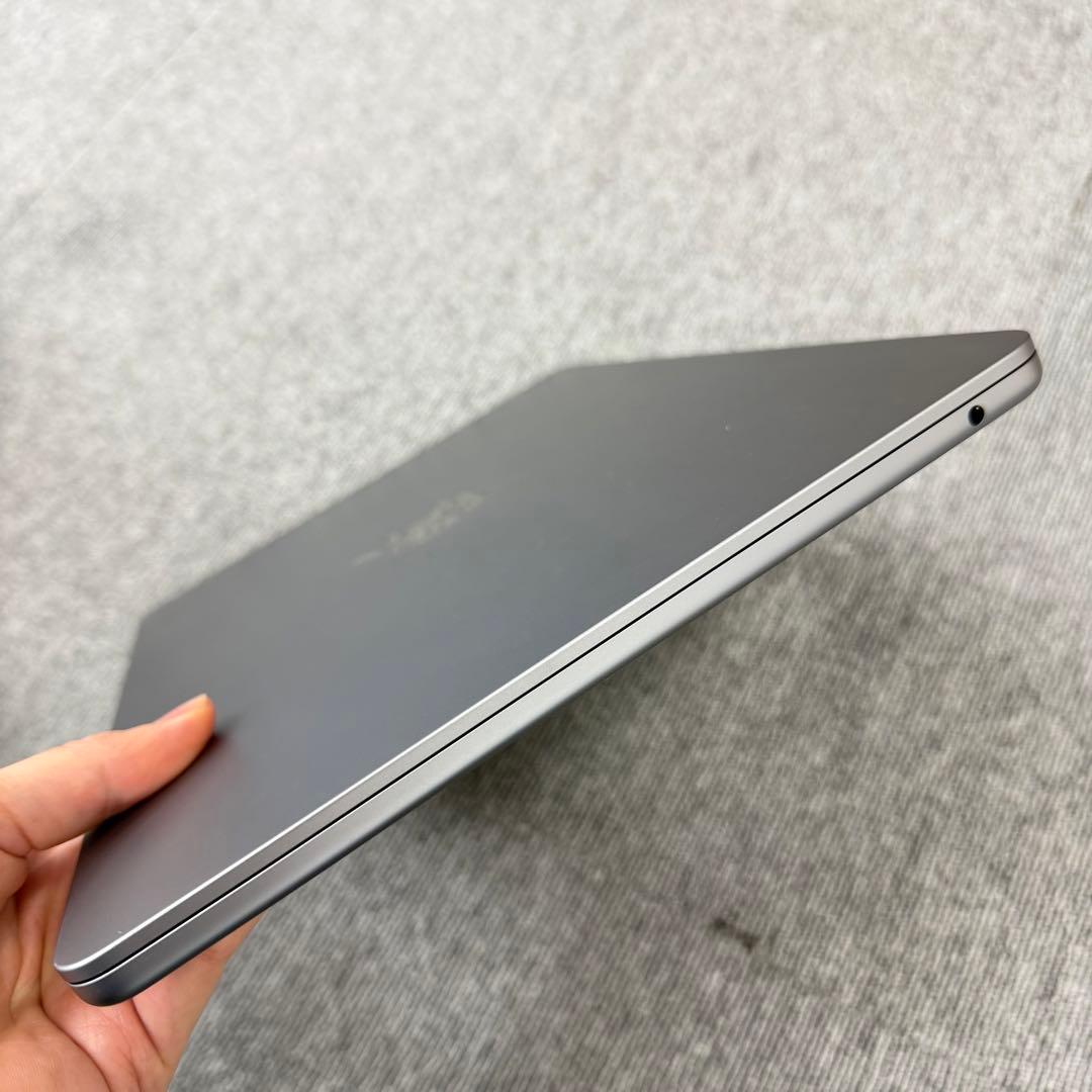 MacBook Air M3 13インチ 8GB / 256GB スペースグレイ