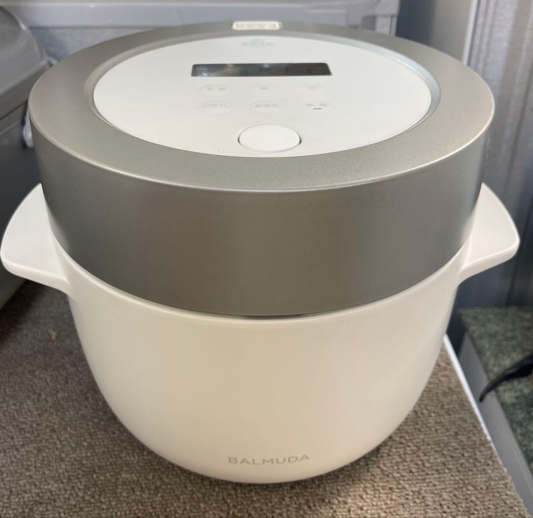 バルミューダ ザ ゴハン◎3合炊き電気炊飯器