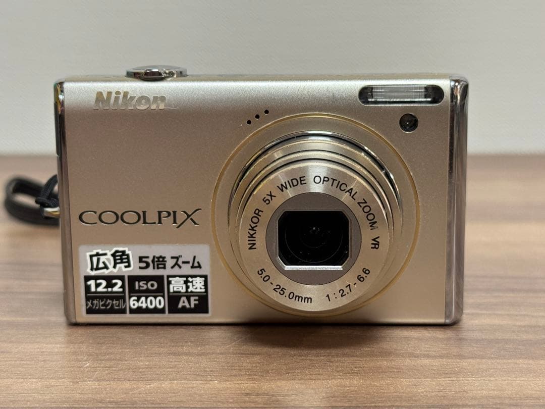 デジカメ　Nikon　COOLPIX　S640