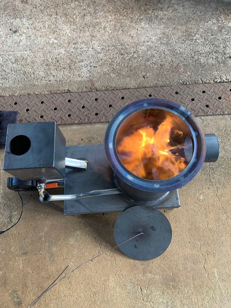 廃油ストーブ 煙突アダプタ付き80mm、100mm,106mm煙突使えます。