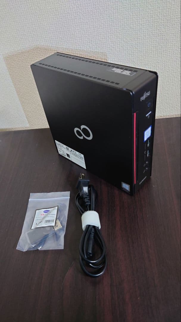 ミニPC ESPRIMO Q558/B Windows11 SSD500GB