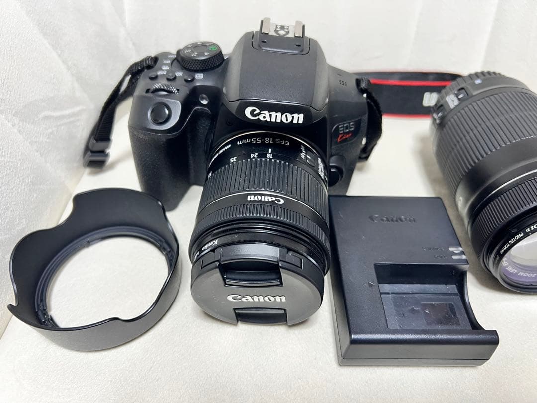 Canon EOS Kiss X10i ダブルズームキット　美品
