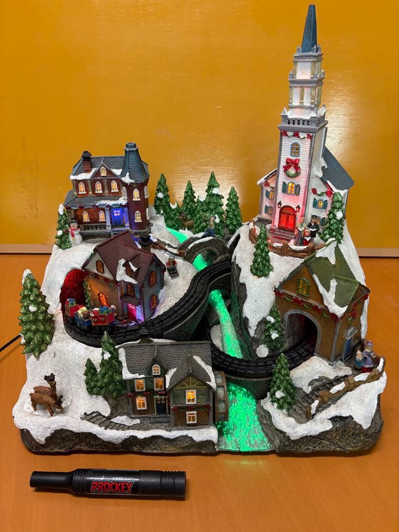 コストコ　クリスマスの街　9曲の連続BGMとイルミネーション音量調整可能