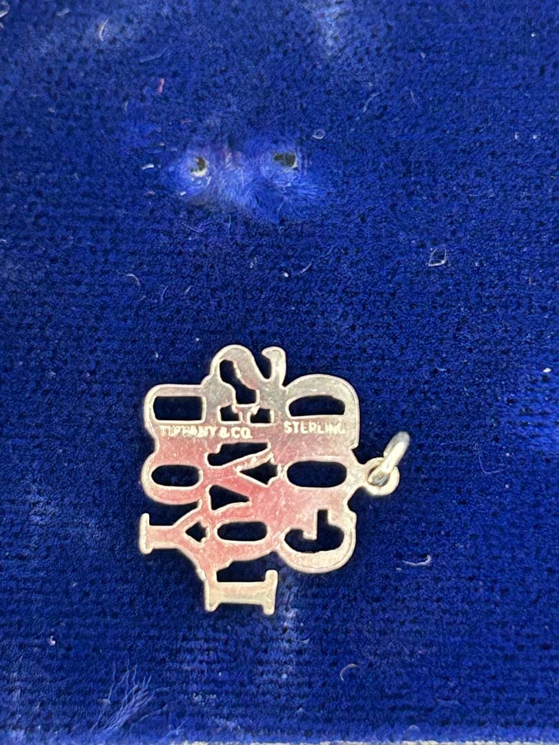 #154 Tiffany ネックレストップ god loves you