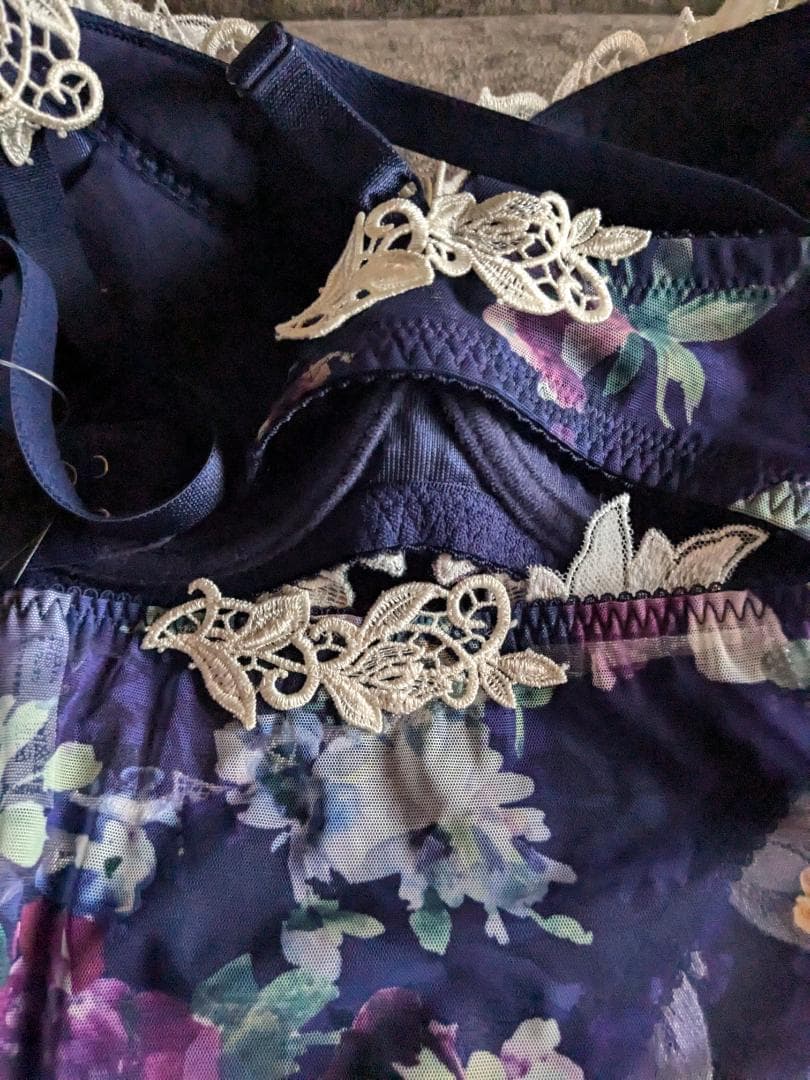 ワコール、サルート62グループブラD75サルートロゴ入り、ショーツMサイズ。