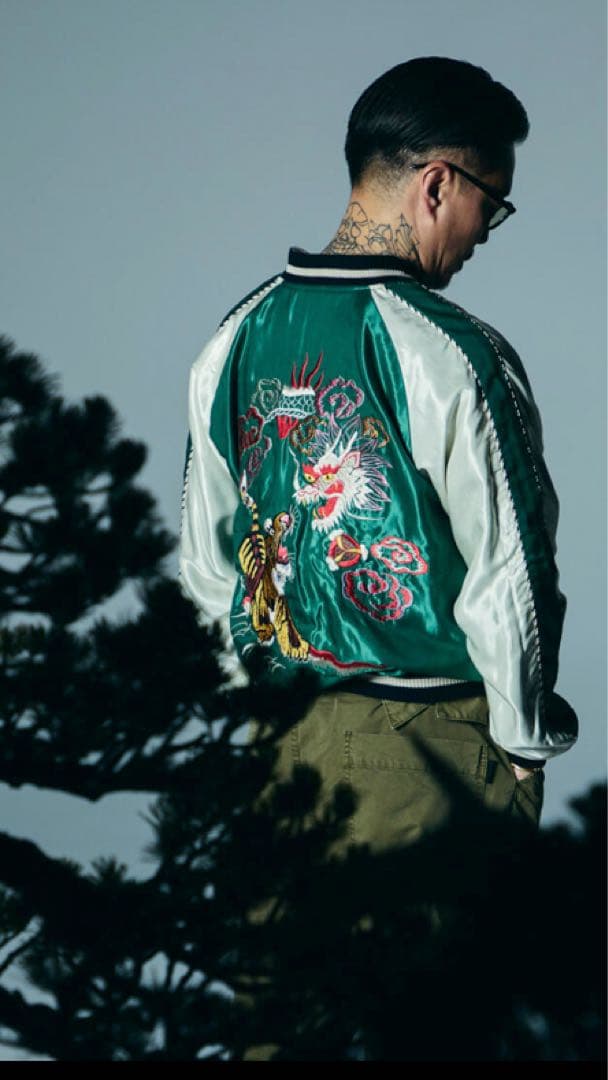 RVU0225AVIREX50THANNIVERSARYスカジャン