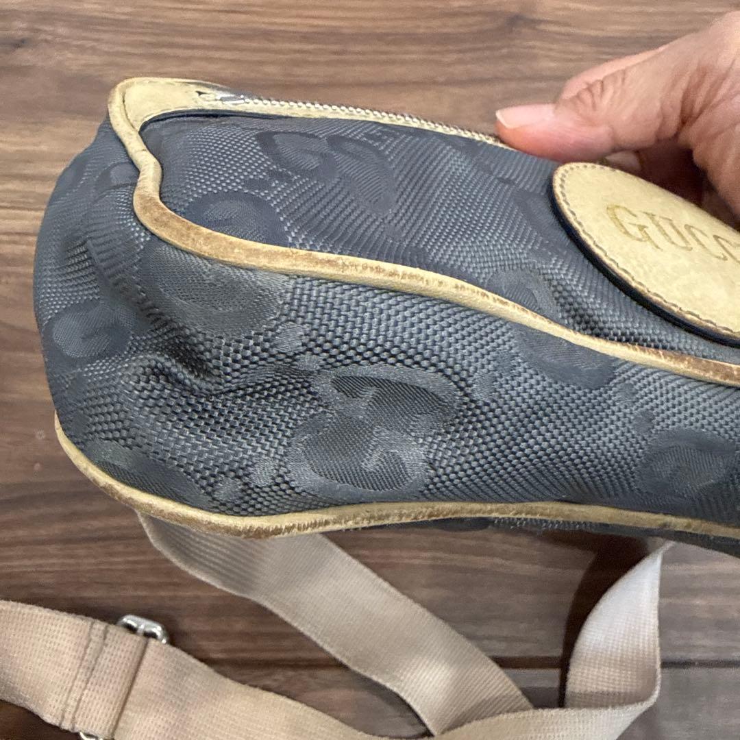 GUCCI ボディバッグ グレー