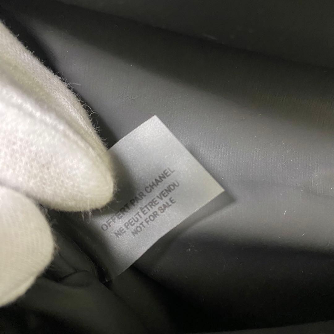 ⭐️CHANEL⭐️シャネル　ウエストポーチ　エナメル　ノベルティ　ボディバッグ