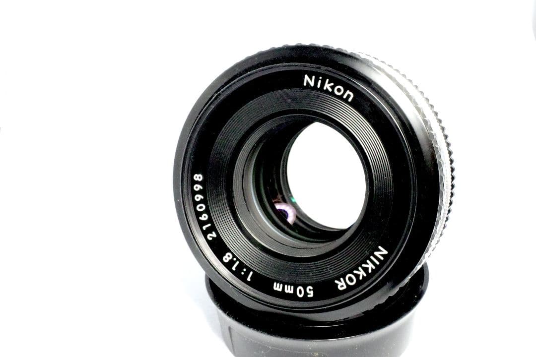 ニコン　Nikon FE + Ai-s Nikkor 50mm/F1.8