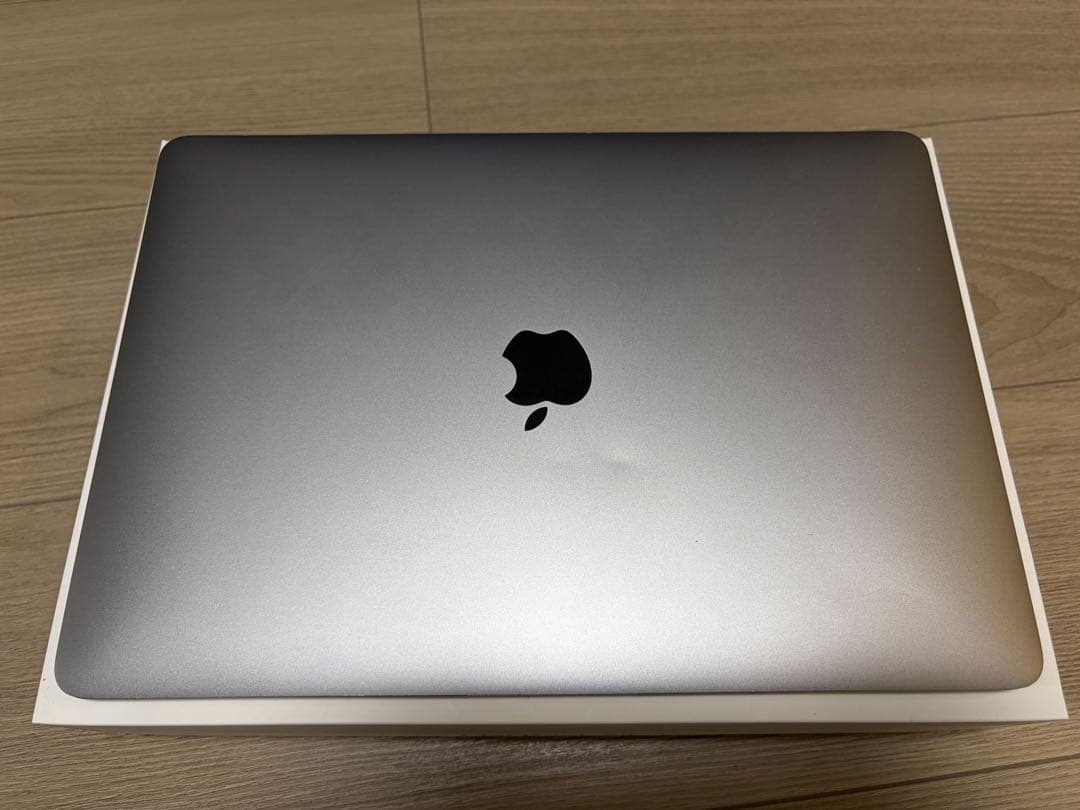 【極美品】 MacBook Air 2020 8GB 512GB
