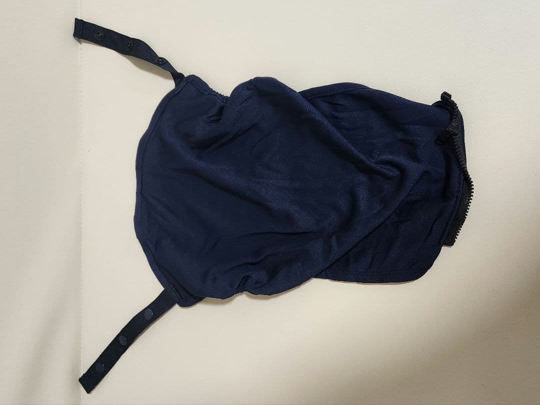 アップリカ　ラクリス　抱っこひも　ネイビー