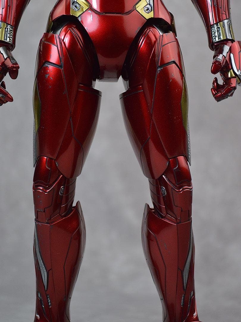 ホットトイズ DIECAST アイアンマン・マーク46 1/6 フィギュア