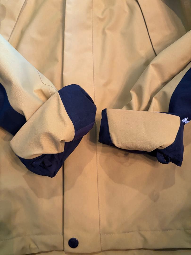 美品　THE NORTH FACE マウンテンジャケット NP61800 M