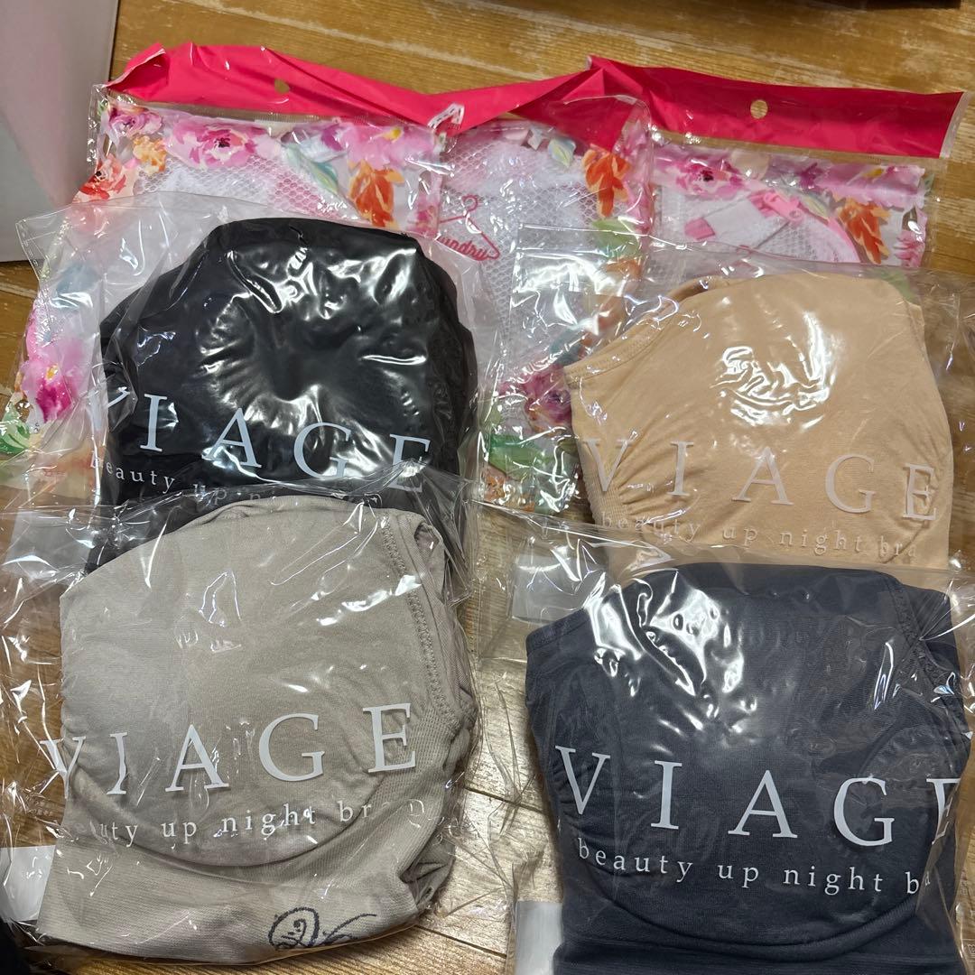 VIAGE ビューティアップ　ナイトブラ ブラック Mサイズ