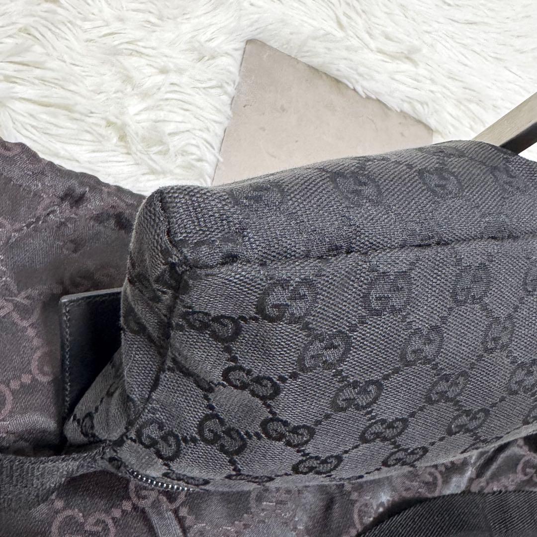 【極美品】グッチ GUCCI ボディバッグ GG柄 キャンバス レザー ブラック
