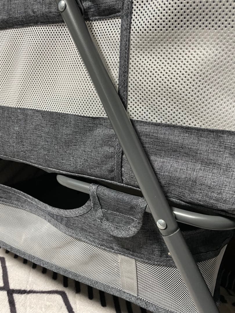 折り畳み　ベビーベッド