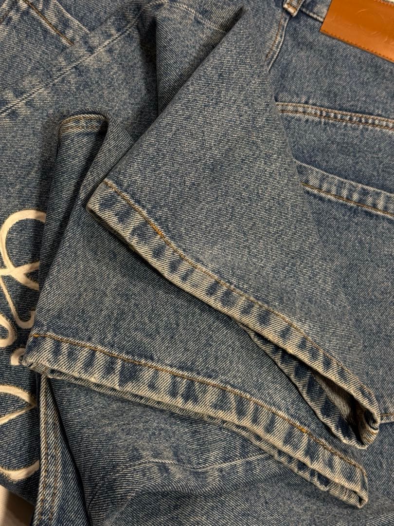 LOEWE アナグラム　デニムパンツ