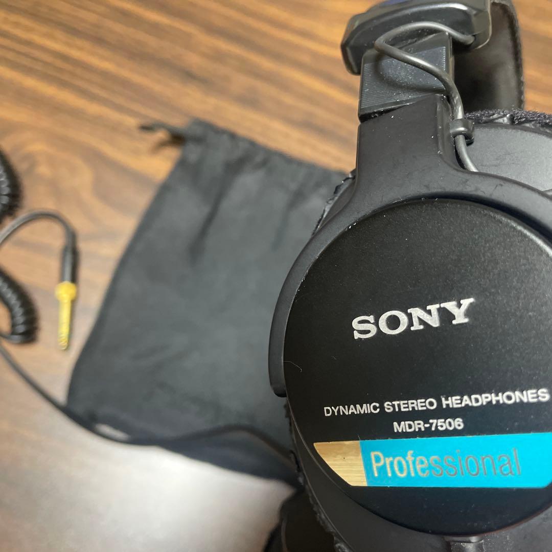 SONY MDR-7506 有線ヘッドホン スタジオモニター