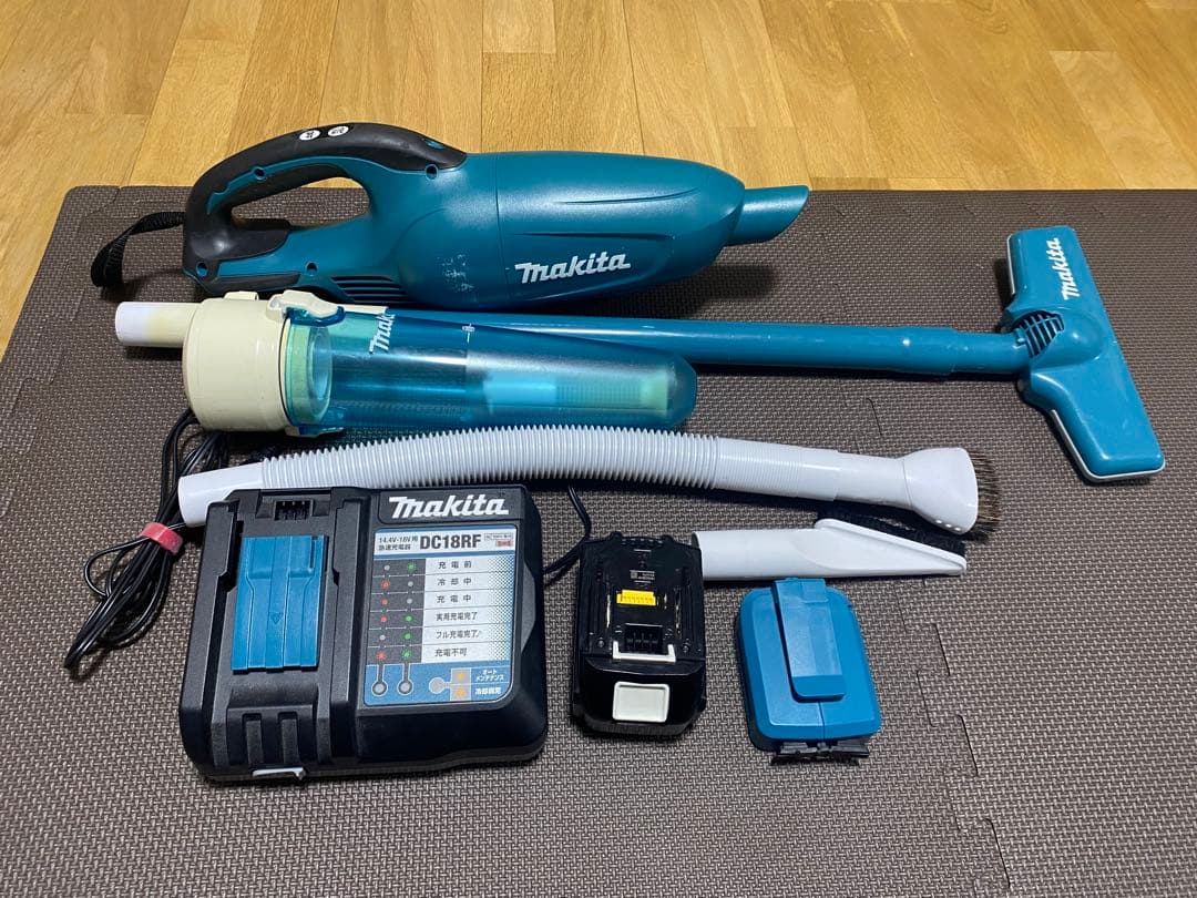 Makita カプセル式コードレス掃除機DC18RF バッテリー