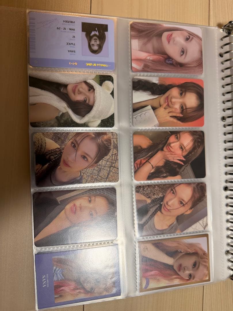 TWICE アルバムまとめ売り　トレカ・フォトカードセット付き