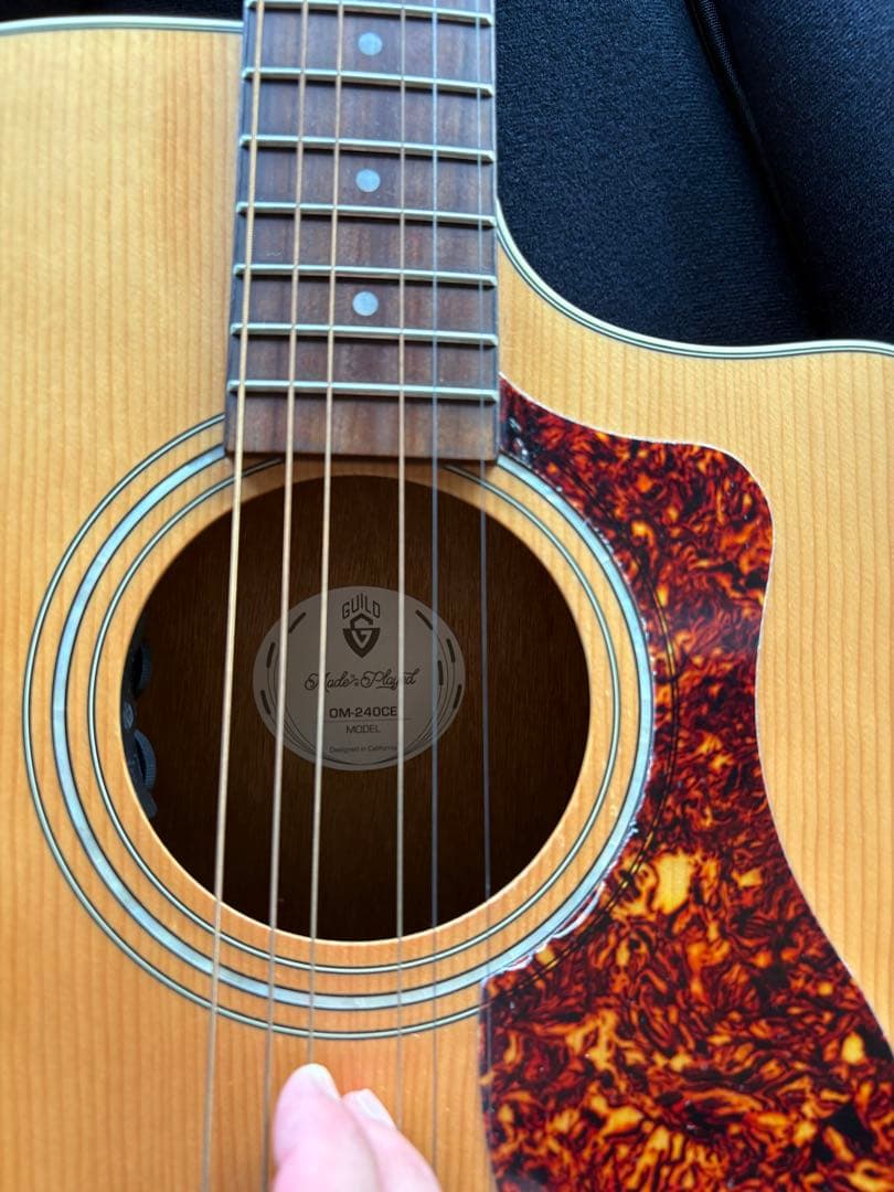 Guild D-240E アコースティックギター