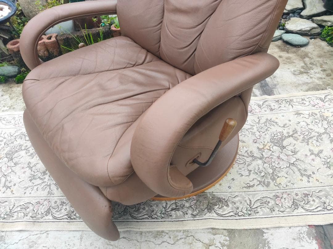 (至福の時) カリモク☆ampio☆本革リクライナーPチェア（35.8万)