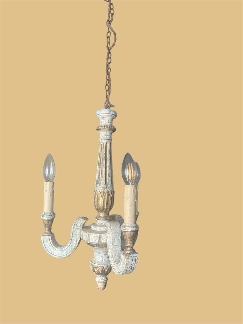 アンティーク　ペイント　ビンテージ　木製シャンデリア　キャンドル　ろうそく型