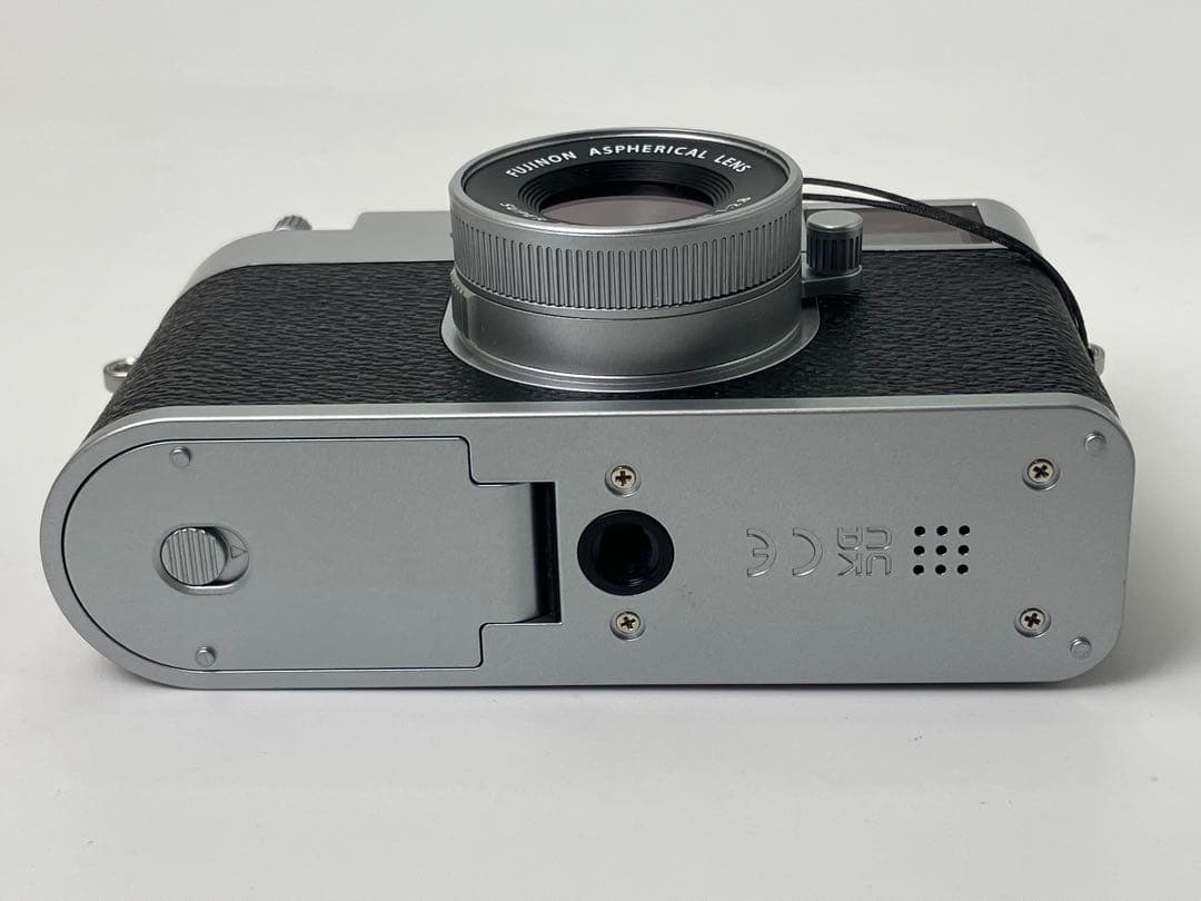 【返品保証・美品】FUJIFILM X-Half 限定モデル シルバー