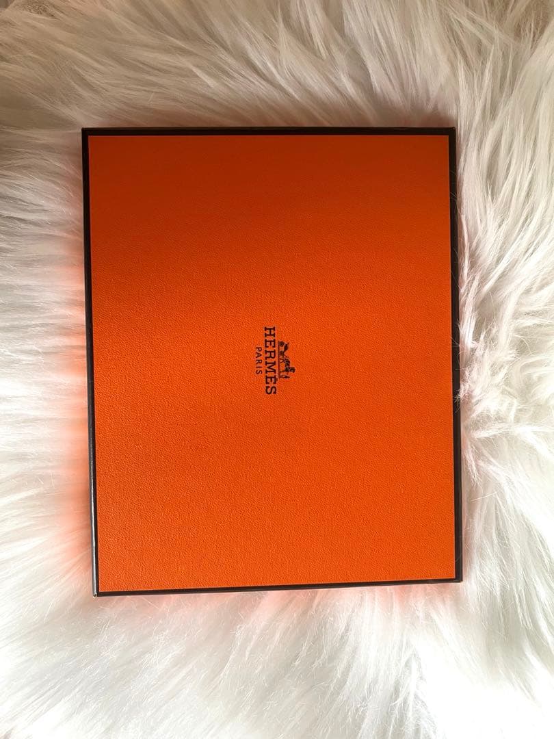 HERMÈS リズム スクエアプレート ホワイト×グリーン 箱・ショッパー付き