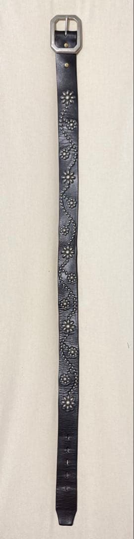 ⭐️HTC⭐️フラワーベルト⭐️ブラック(茶芯)レザー×シルバースタッズ⭐️36インチ