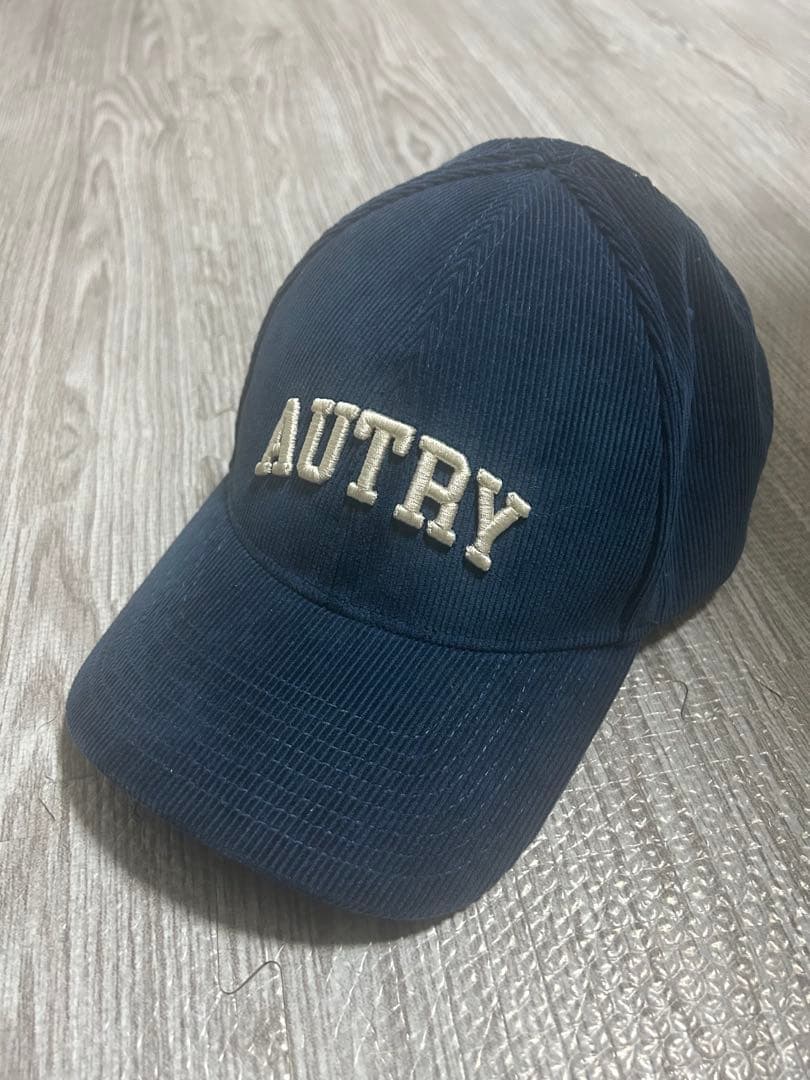 AUTRY コーデュロイ ベースボールキャップ ネイビー