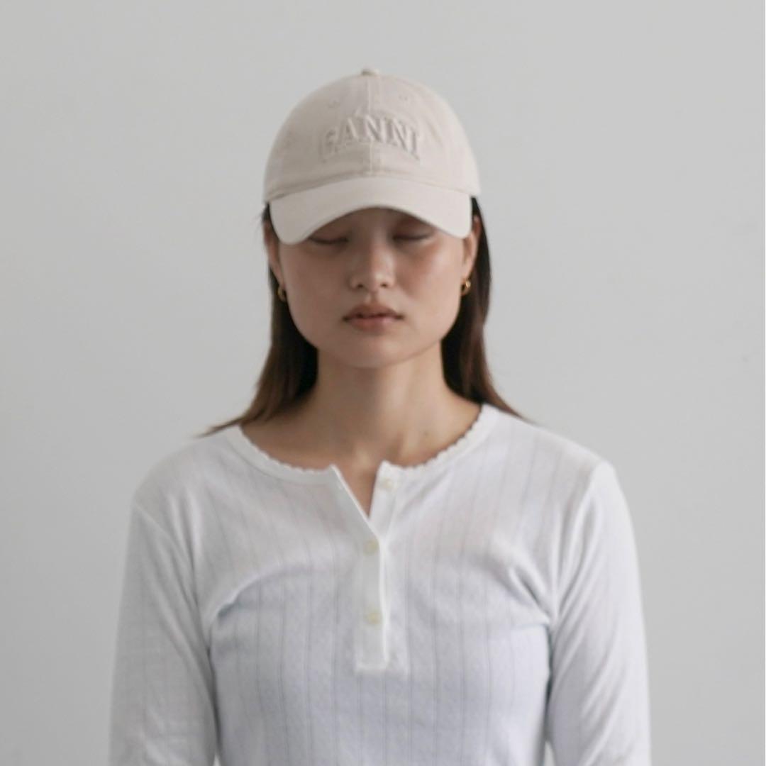GANNI コットンキャンバスキャップ