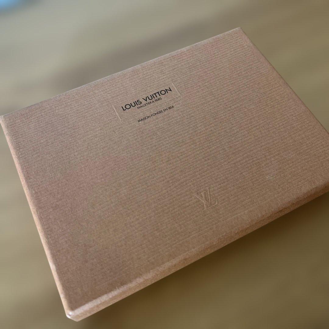 【未使用・正規品】ルイヴィトン ダミエ パスポートカバー 箱あり パスポール