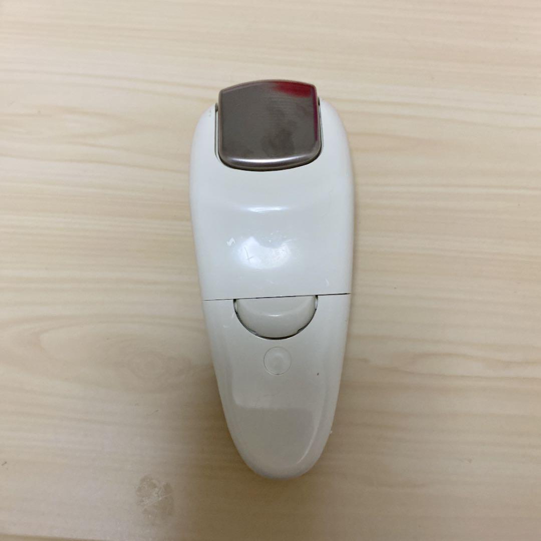 エステで買った美顔器です！2年程前に購入しましたので、多少の傷があります。