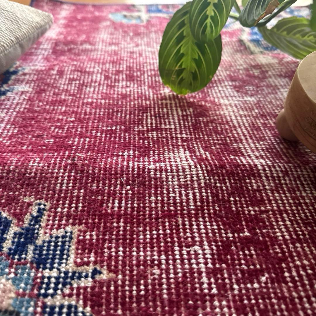 52×96 エンジ色　ボタニカル　擦れシャビー　トルコヴィンテージラグ