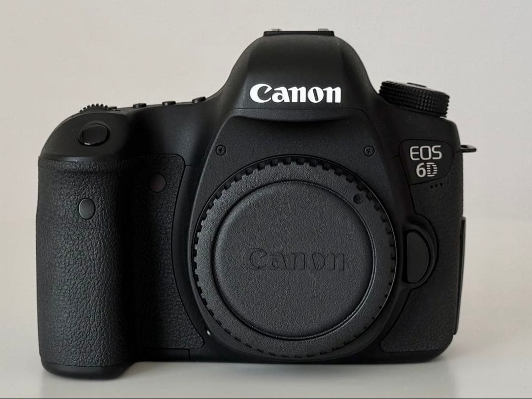 【美品】Canon EOS 6D ボディ シャッター回数1595回 付属品完備